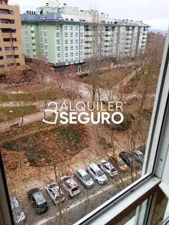 Vista exterior de Piso de alquiler en Valladolid con Calefacción