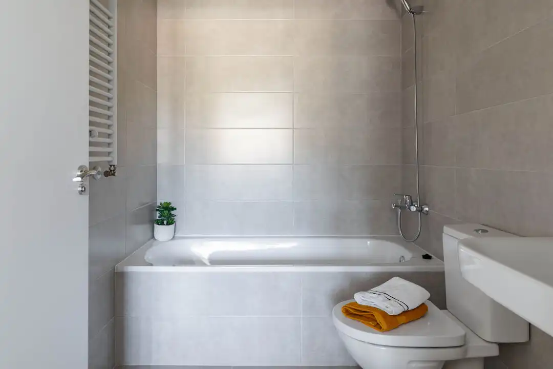 Baño de Piso en venta en Irun  con Calefacción y Terraza