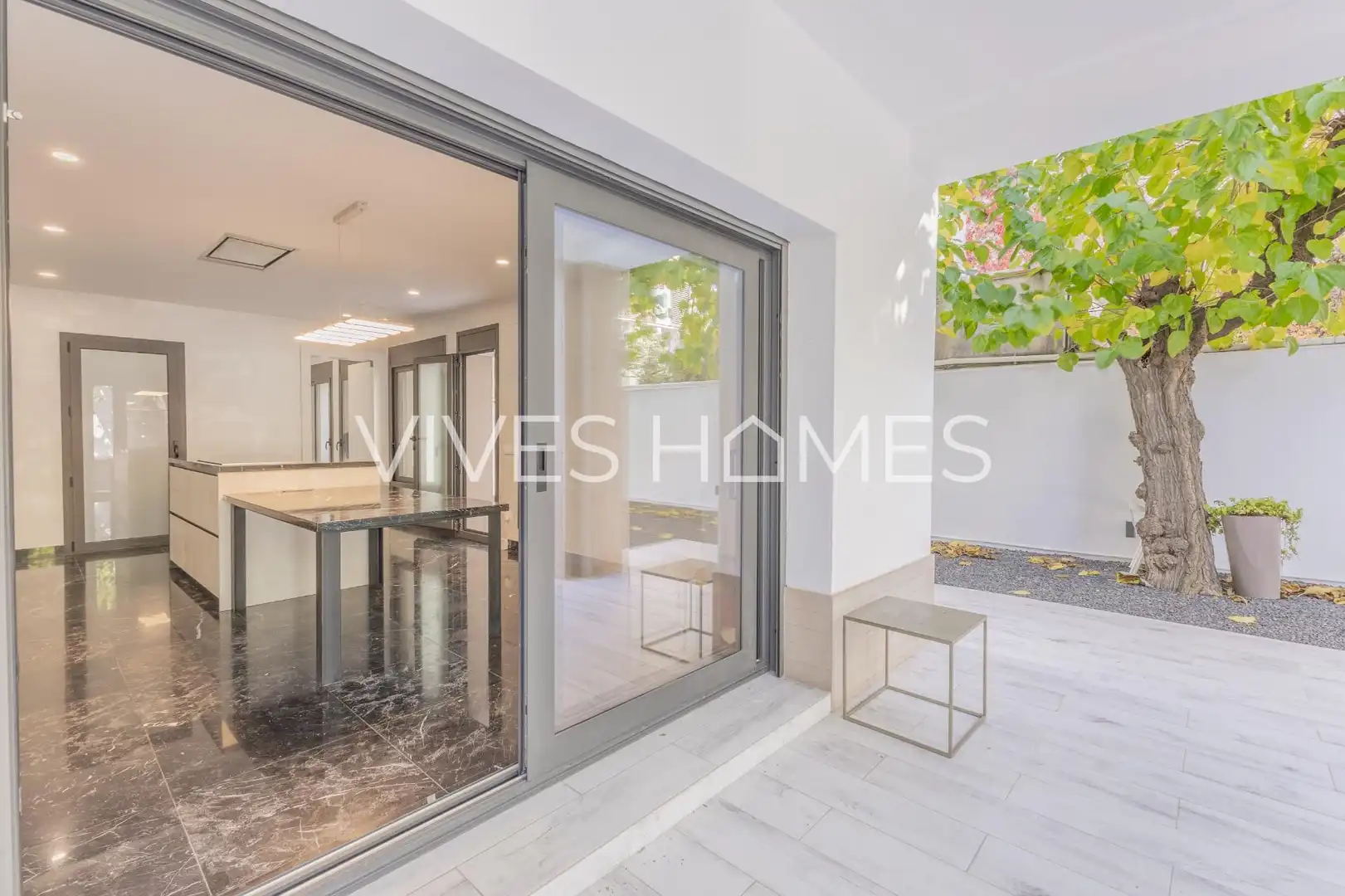Exterior view of Houses for sale in Caldes d'Estrac  with Air Conditioner, Heating and Private garden