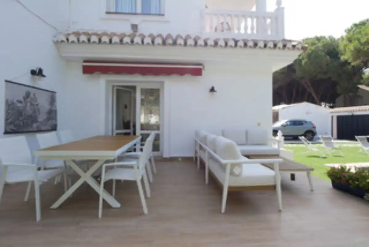 Terrassa de Casa o xalet en venda en Marbella amb Aire condicionat, Jardí privat i Terrassa