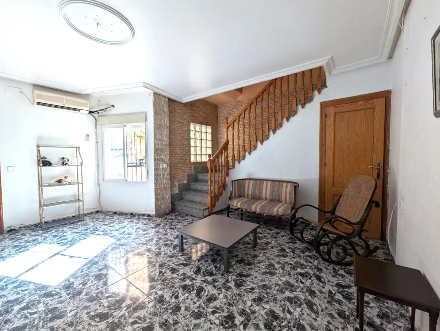 Houses for sale in Los Dolores