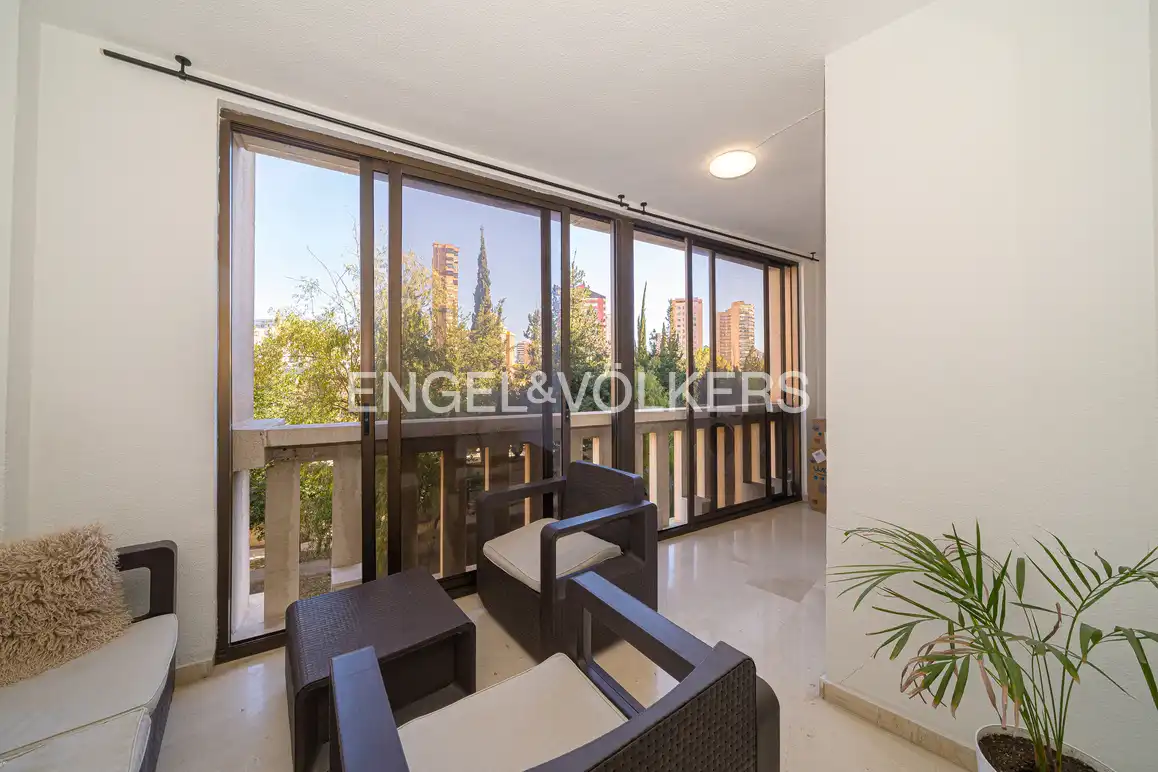 Terrassa de Apartament en venda en Benidorm amb Aire condicionat i Piscina comunitària