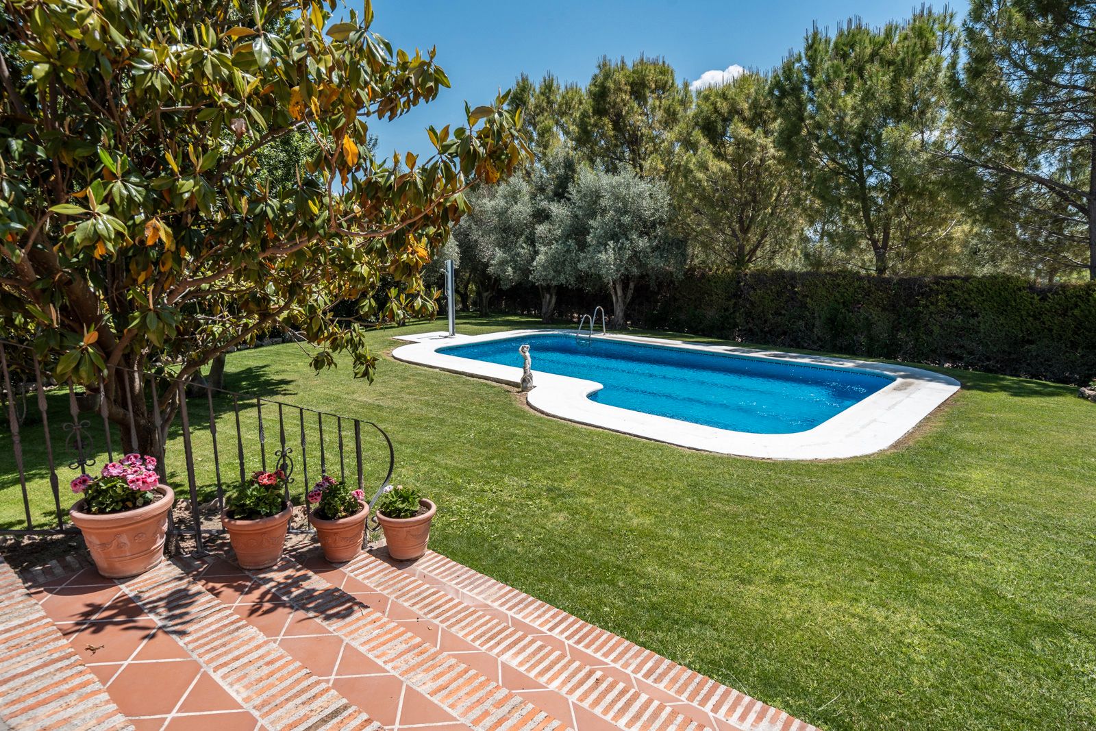 Swimming pool of Country house for sale in Chinchón  with Air Conditioner, Heating and Private garden