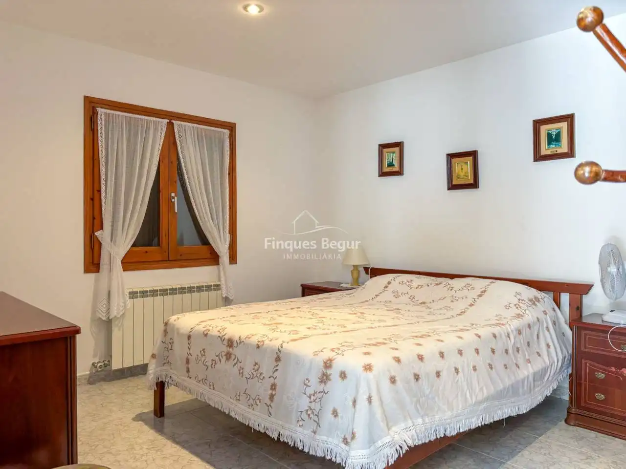 Houses for sale in Calle Víctor Català, Residencial Begur - Esclanyà