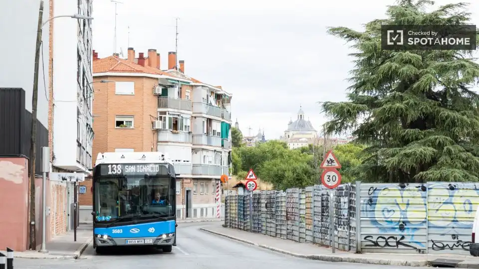 Exterior view of Flat for rent in Madrid  with Air Conditioner, Heating and Furnished