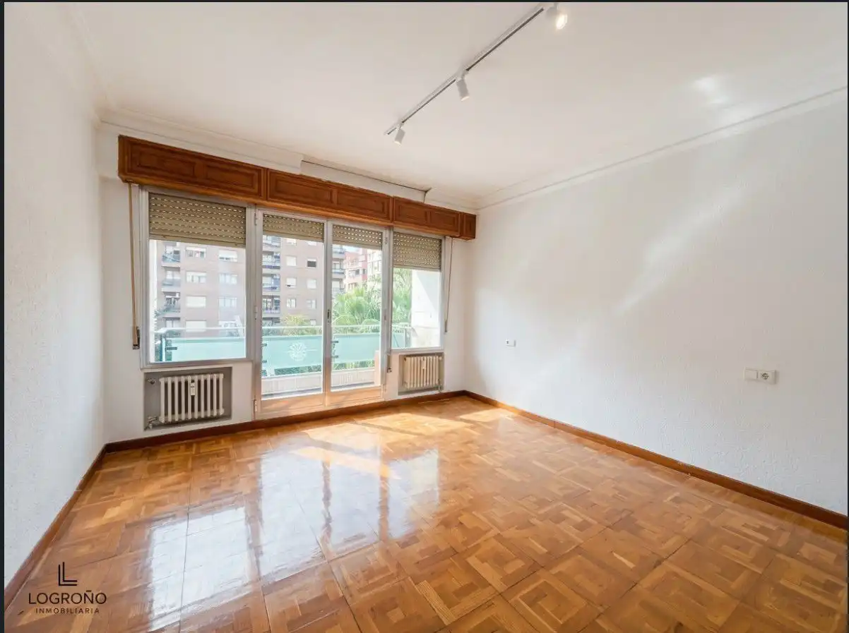 Piso con terraza en venta en GRAN VIA, imagen 3