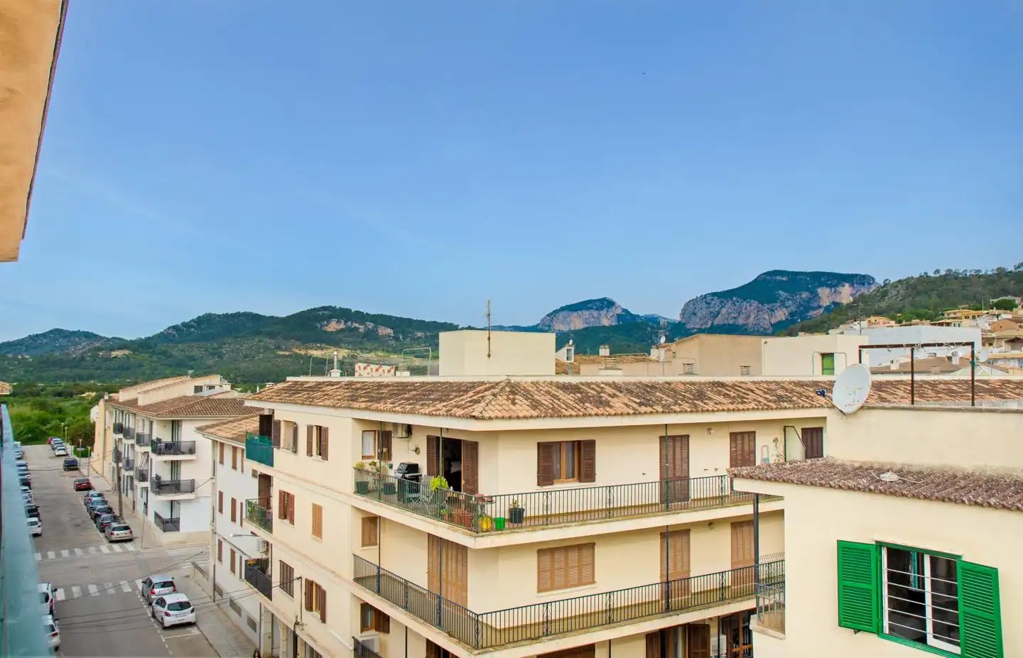 Vista exterior de Piso en venta en Lloseta con Aire acondicionado y Terraza