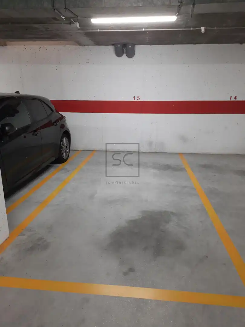 Parking de Dúplex en venta en Narón con Calefacción, Terraza y Trastero