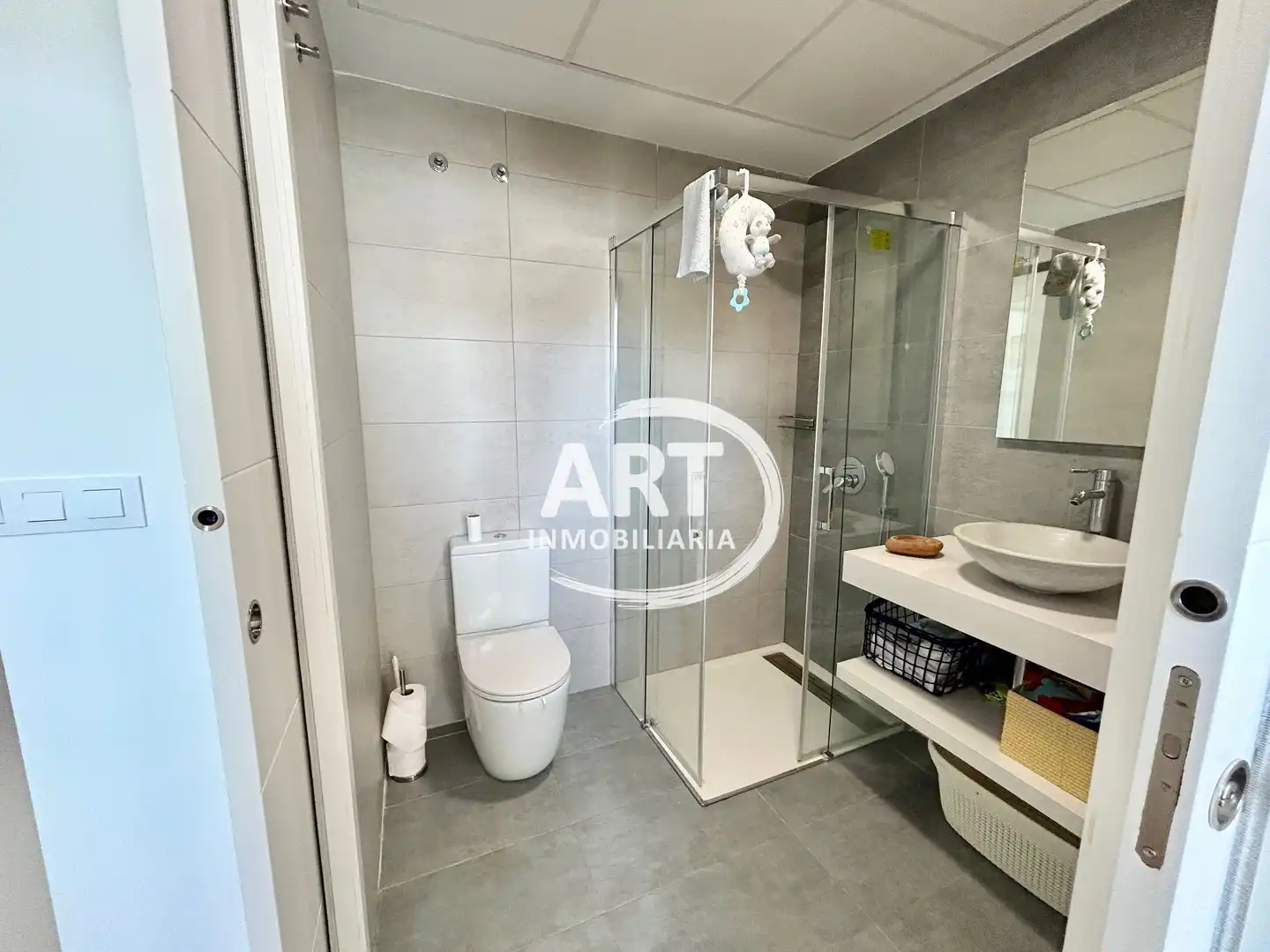 Bathroom of Houses for sale in L'Eliana  with Air Conditioner, Heating and Private garden