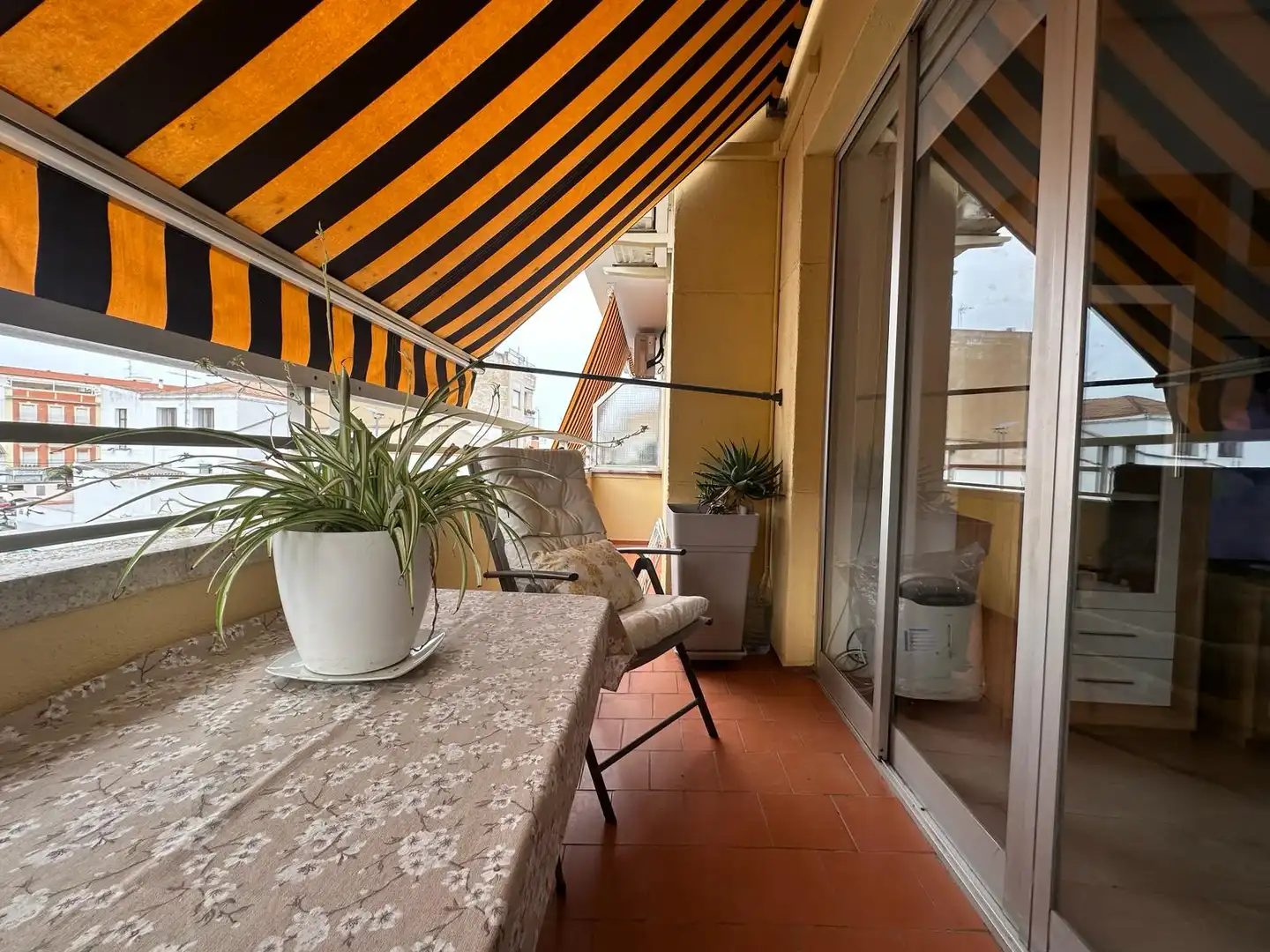 Piso con terraza en venta en Don Benito, imagen 3