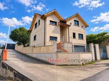 Casa con jardín en venta en Mos