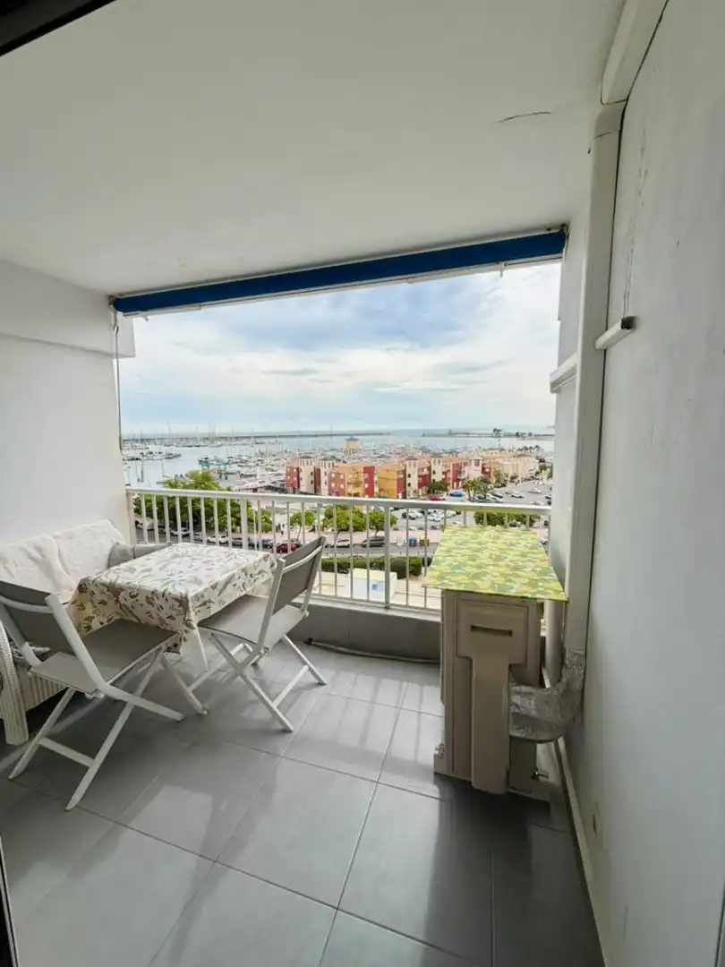 Apartamento con terraza en venta en Centro