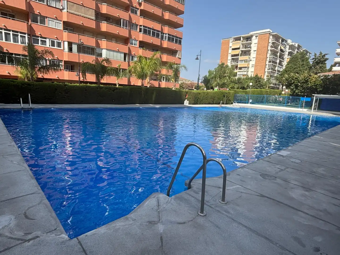 Swimming pool of Apartments for sale in Fuengirola  with Air Conditioner, Heating and Private garden
