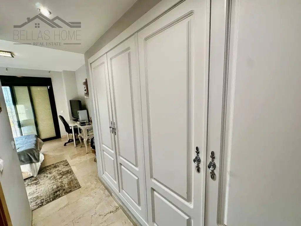 Piso en venta en Estepona con Aire acondicionado, Terraza y Piscina