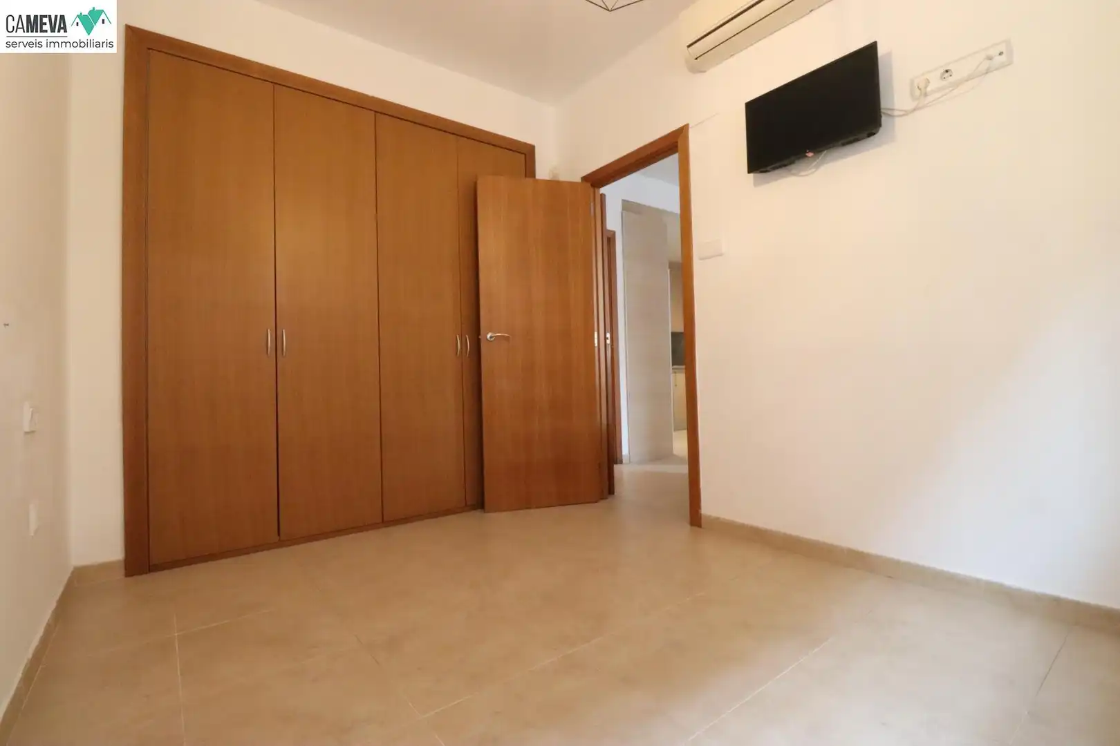 Ground floor for sale in Terrassa  with Air Conditioner, Heating and Furnished