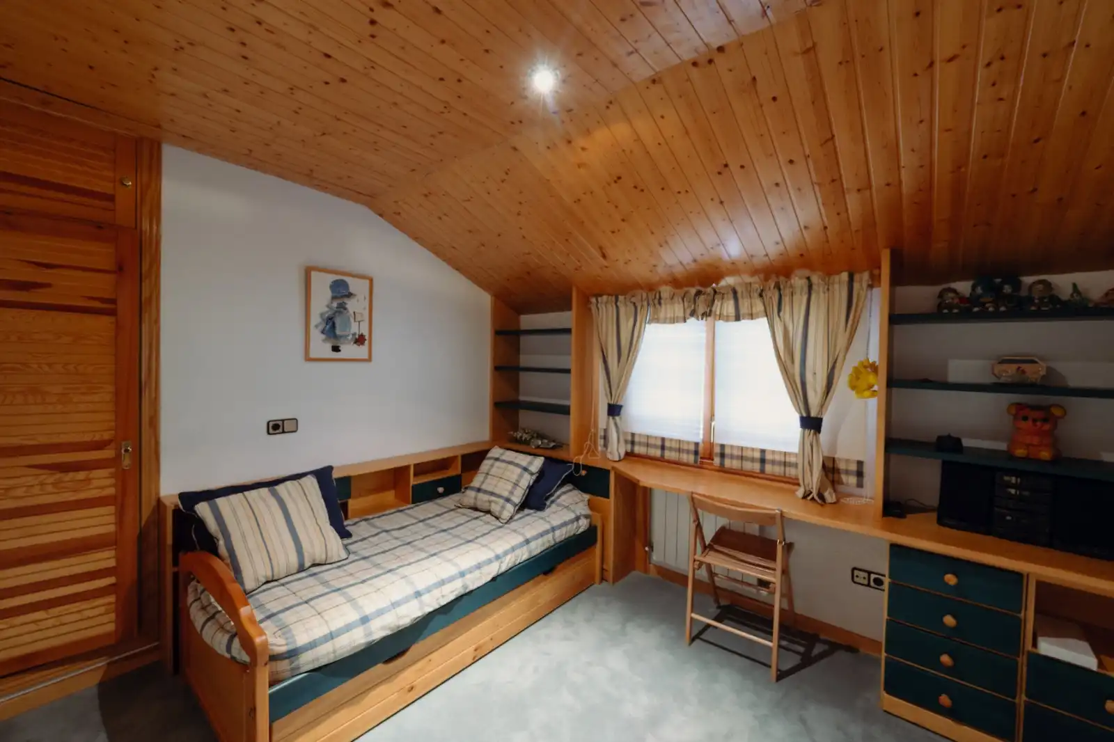 Bedroom of Houses for sale in Recas  with Air Conditioner, Heating and Private garden