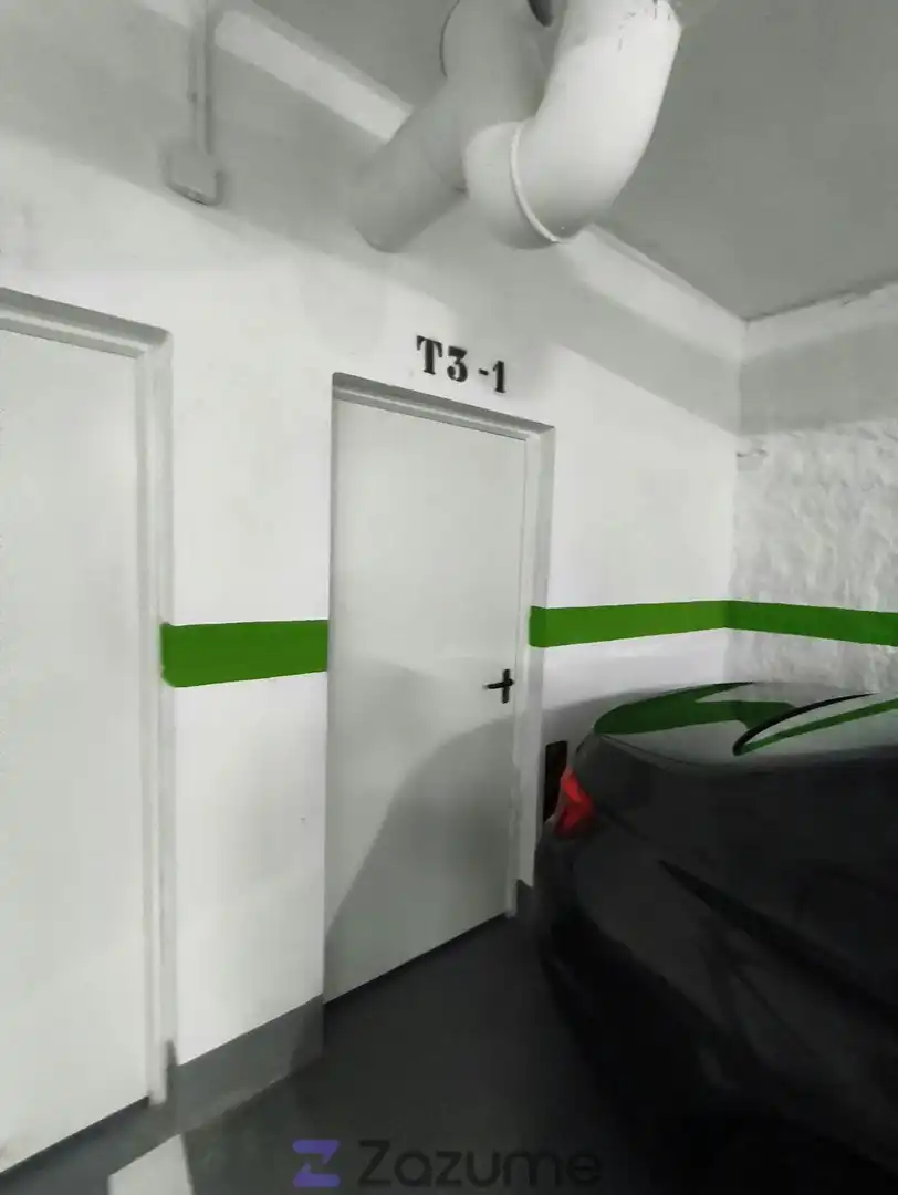 Parking de Piso de alquiler en Valencia con Aire acondicionado, Parquet y Trastero