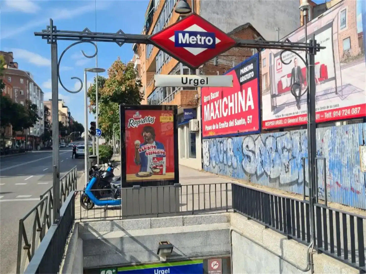 Exterior view of Garage for rent in Madrid