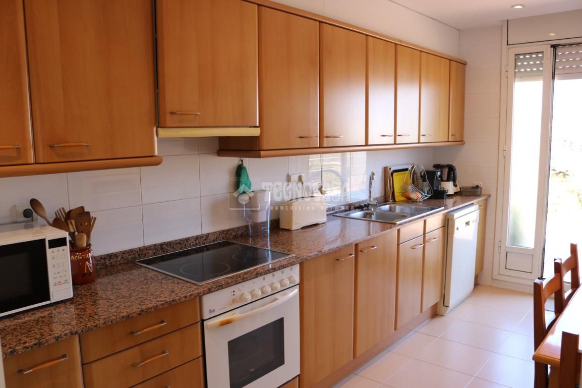Cuina de Àtic en venda en Castelldefels amb Aire condicionat i Terrassa