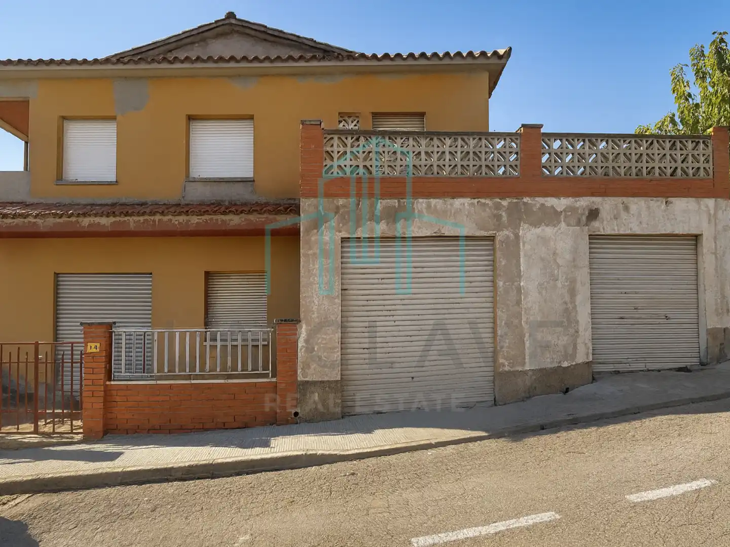 Vista exterior de Casa adosada en venta en Lliçà d'Amunt con Jardín privado, Terraza y Balcón