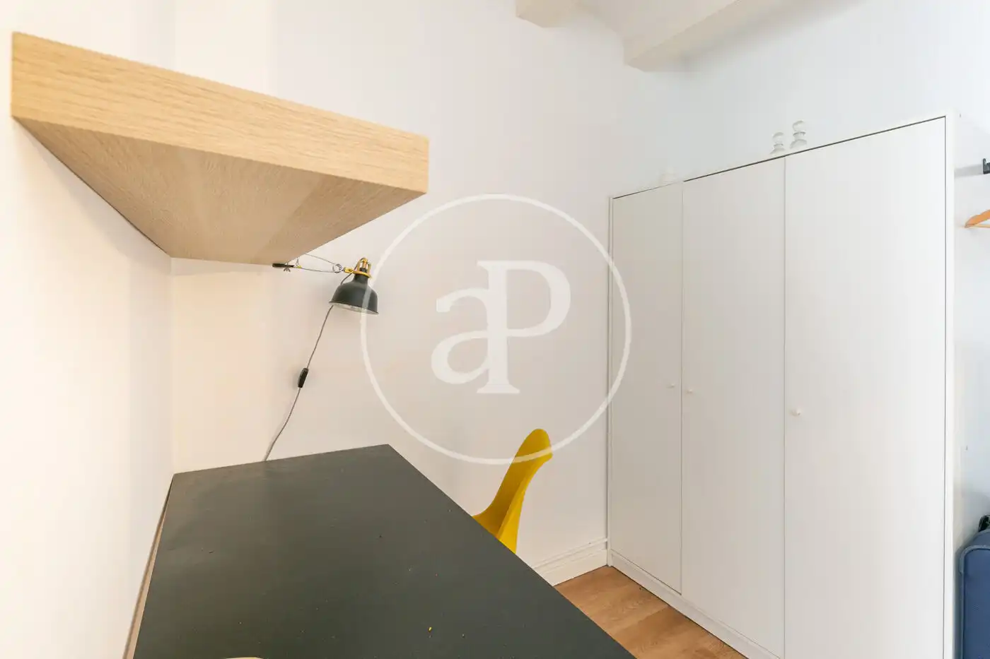 Flat for sale in Barcelona  with Heating and Furnished