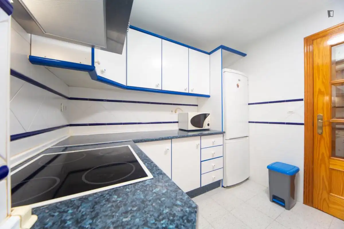 Habitación en Barrio de Zaidín