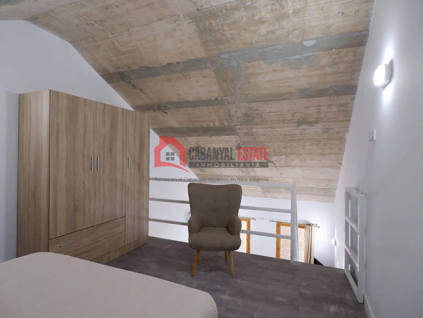 Attic for rent in El Cabanyal - El Canyamelar
