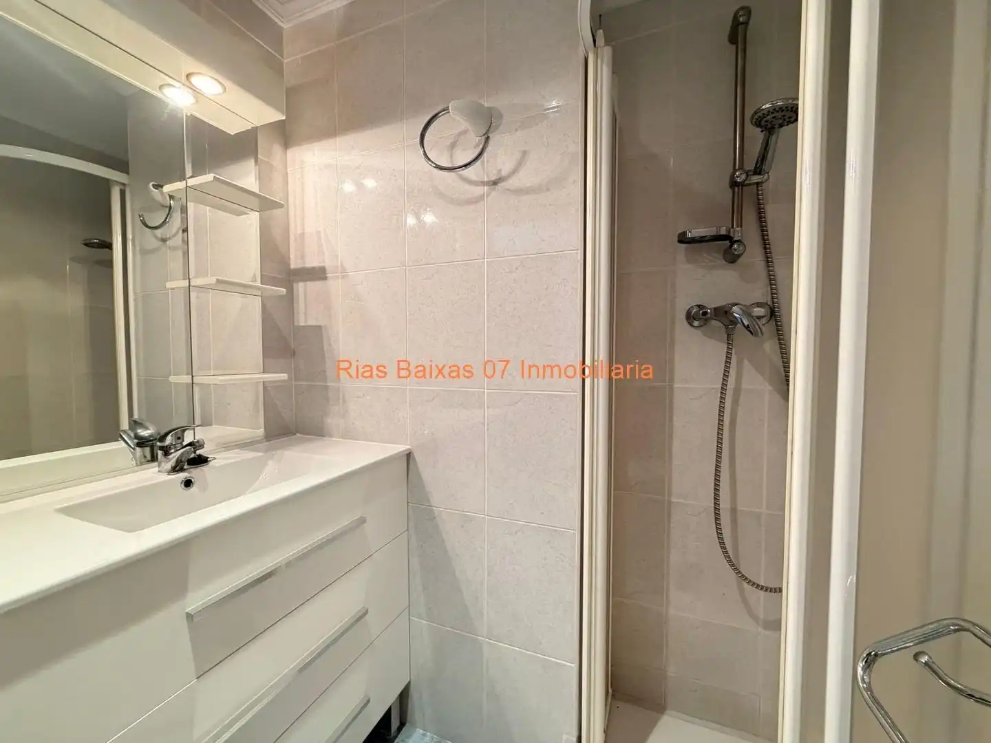 Piso en venta en Travesía de Vigo - San Xoán