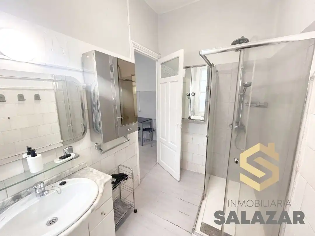 Baño de Piso de alquiler en Bilbao  con Calefacción