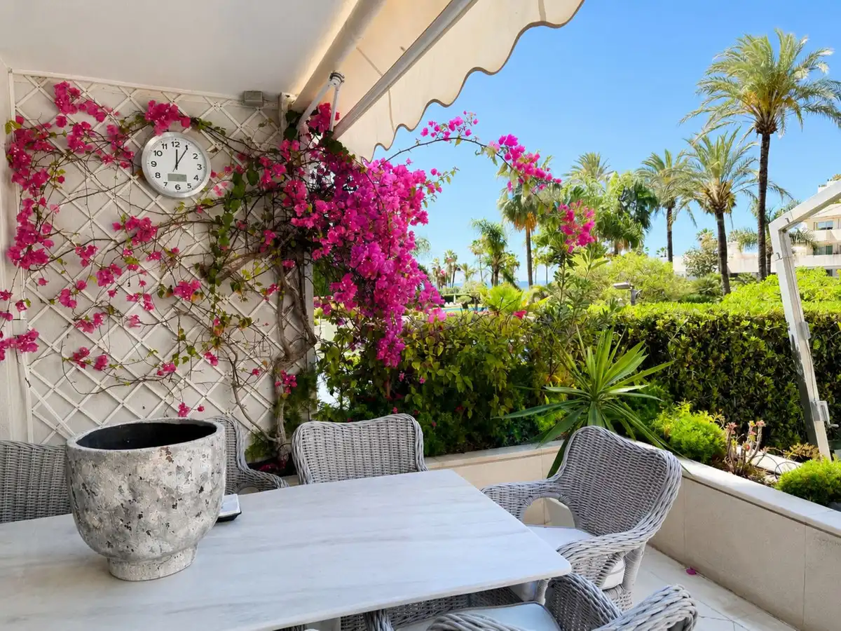 Wohnung mit Aufzug zum Verkauf in Nueva Andalucía, imagen 3