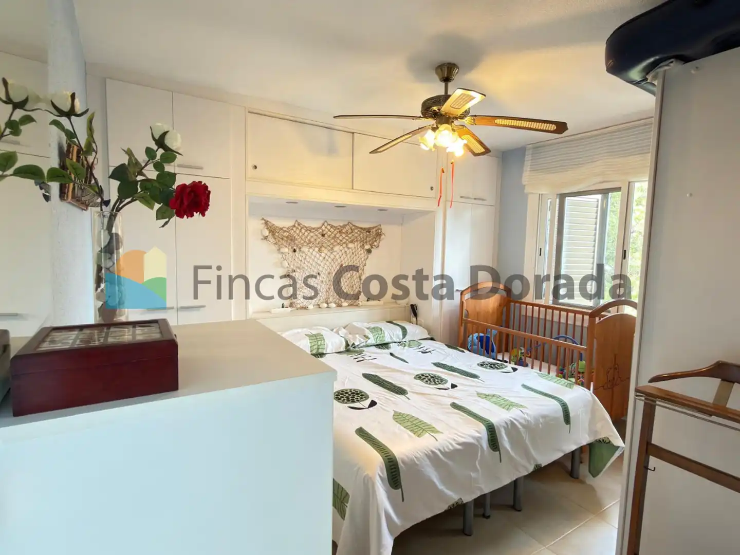 Vista exterior de Apartamento en venta en Vilanova i la Geltrú con Terraza, Amueblado y Horno