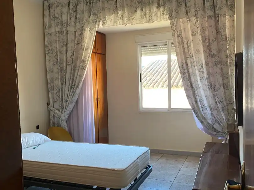 Dormitori de Casa o xalet en venda en Benissanó amb Aire condicionat, Terrassa i Balcó