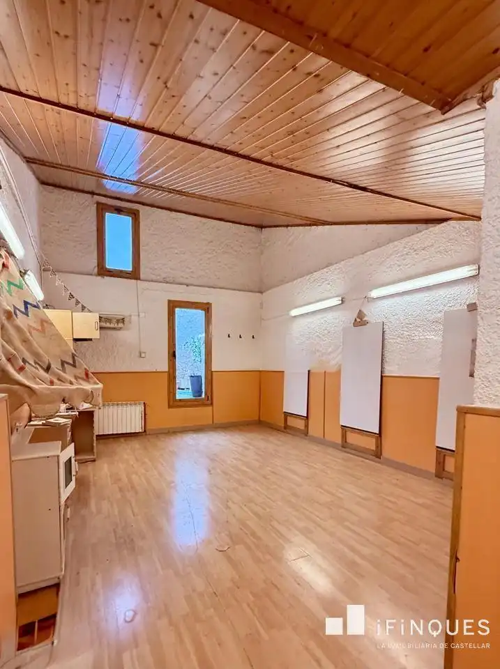 House with garden for sale in Poble, imagen 40