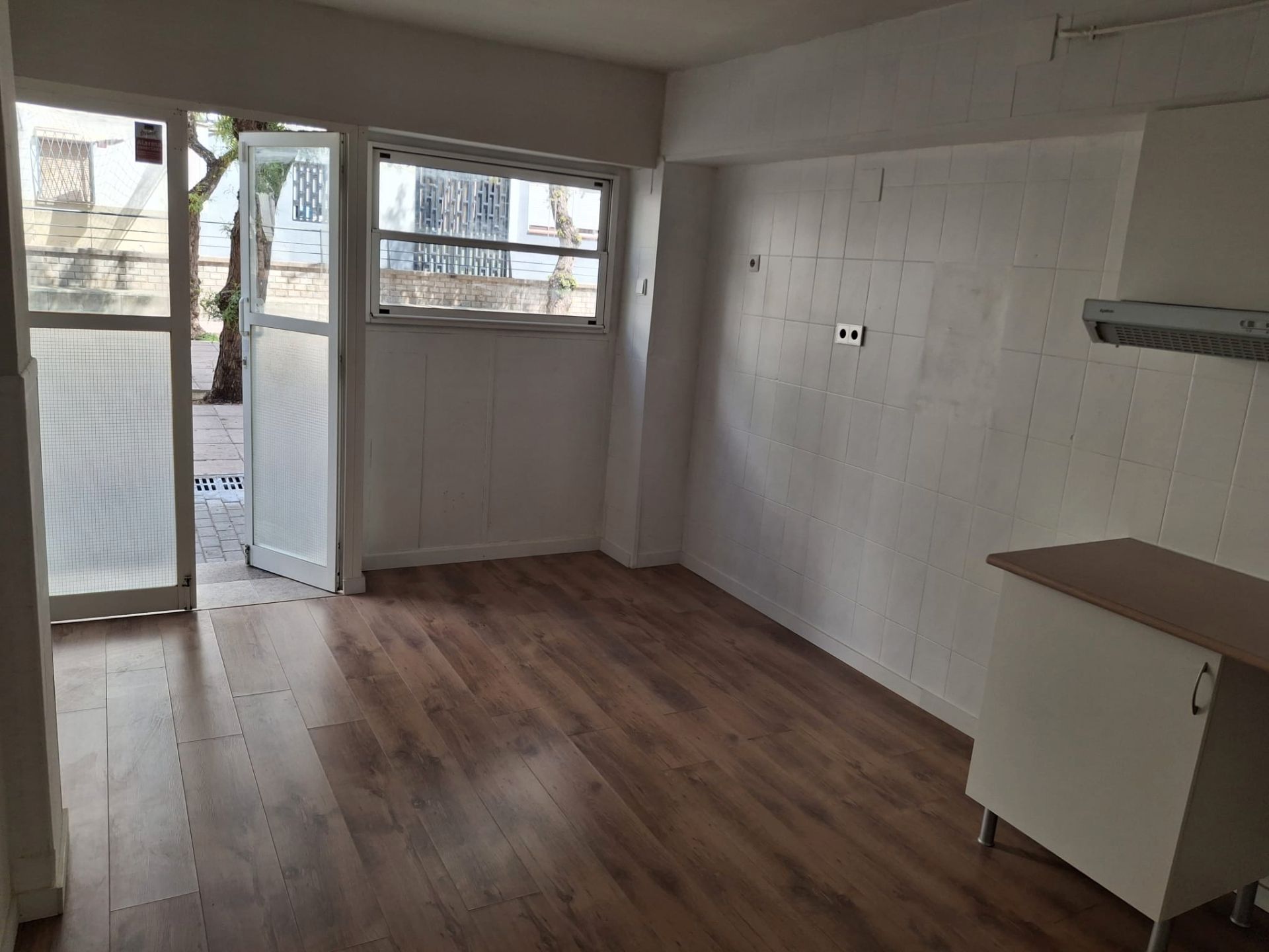 Planta baja to rent in Carrer de Mossèn Andreu, Sant Ildefons