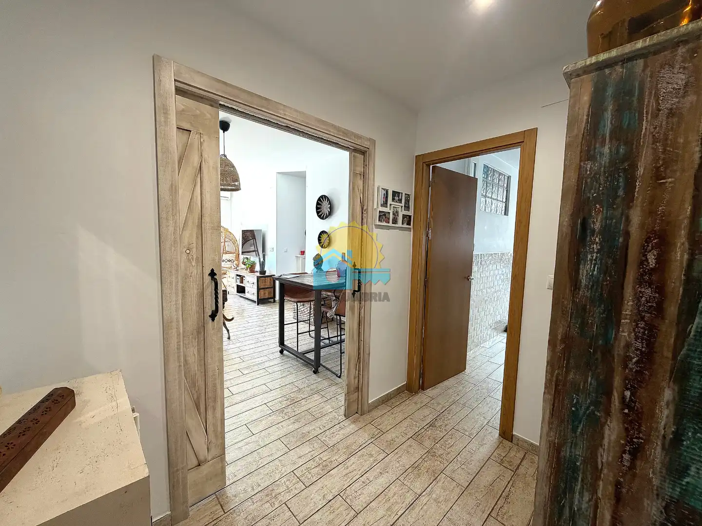 Außenansicht von Wohnung zum Verkauf in Punta Umbría mit Klimaanlage, Terrasse und Abstellraum