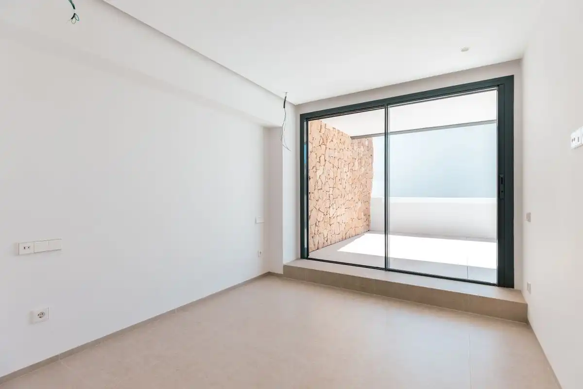 Casa aparellada amb terrassa en venda a Carrer de Ramon Muntaner, imagen 8