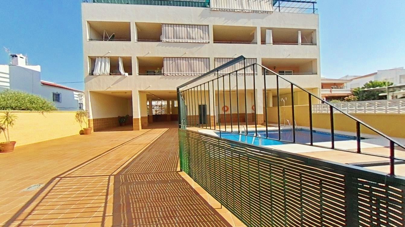 Swimming pool of Flat for sale in Rincón de la Victoria  with Air Conditioner, Private garden and Terrace