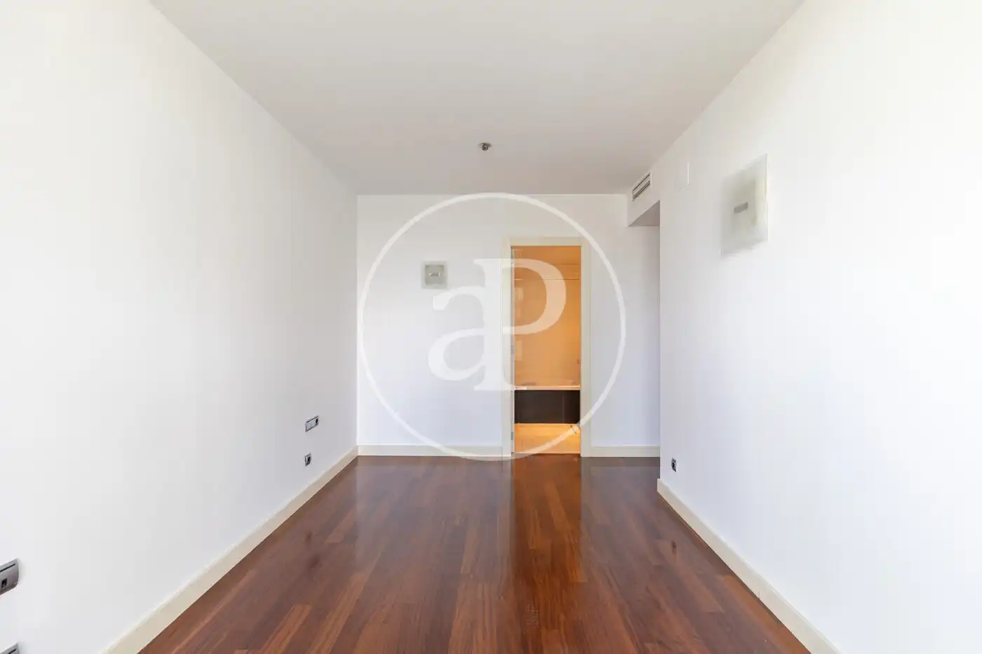 Sala de estar de Piso en venta en Barcelona con Aire acondicionado, Calefacción y Terraza