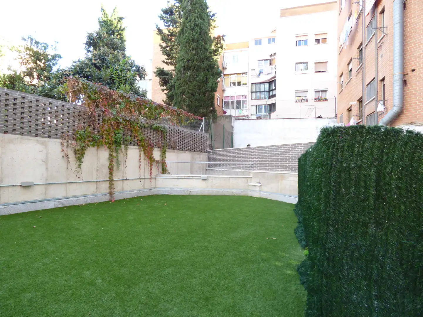 Jardí de Pis de lloguer en Madrid amb Aire condicionat, Calefacció i Traster