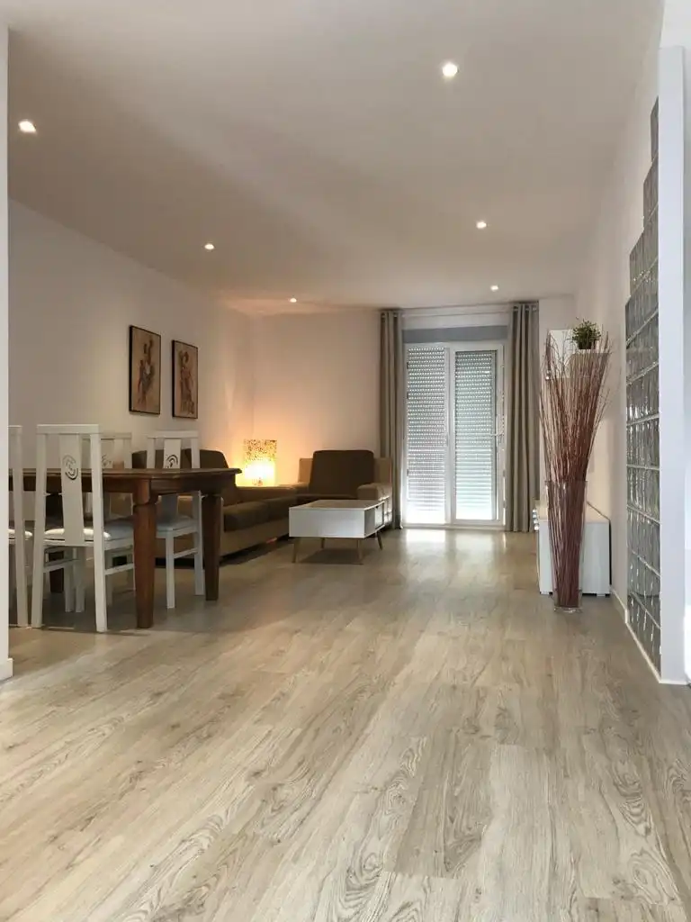 Flat with lift to rent in Calle San Jose