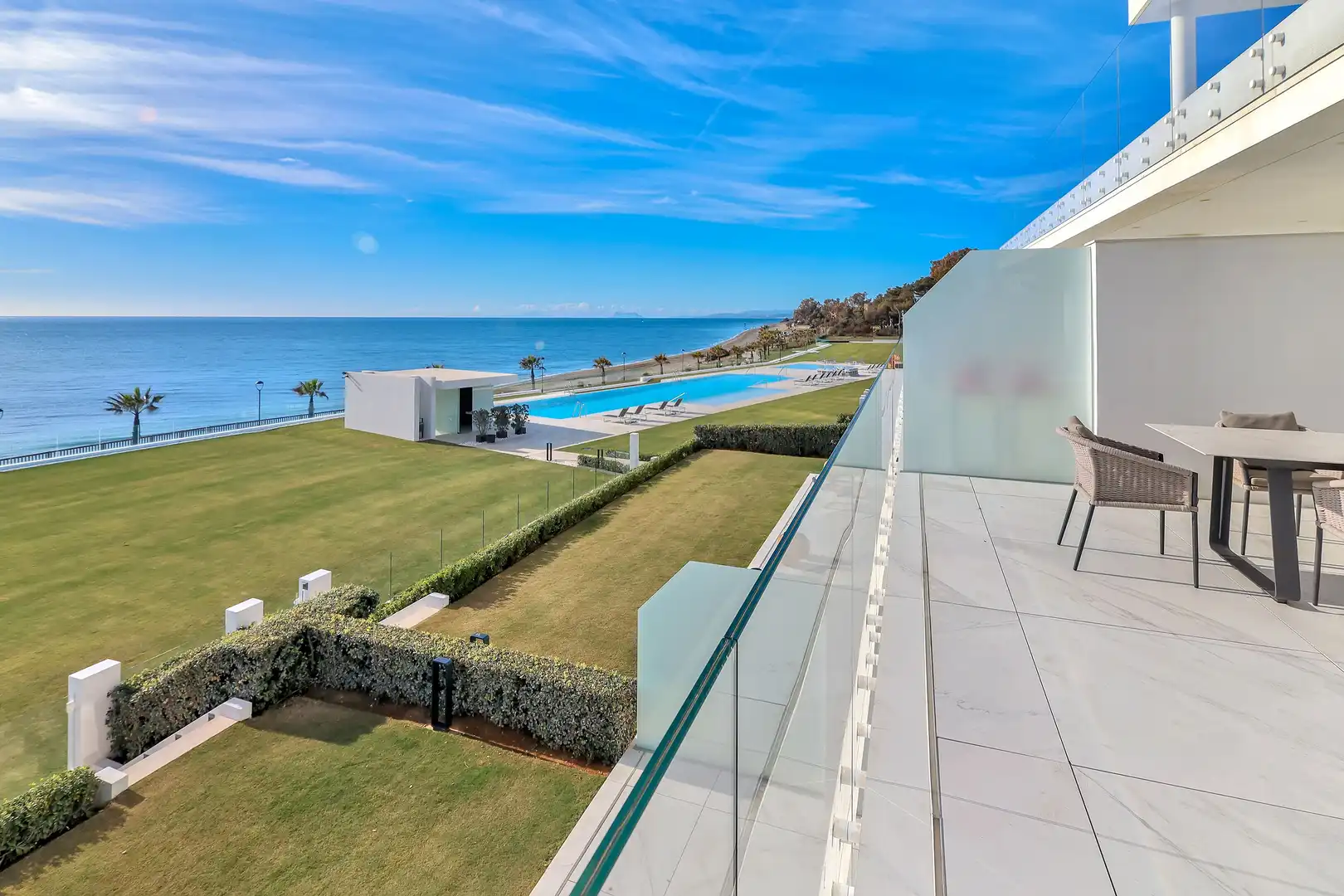 Terraza de Apartamento en venta en Estepona con Aire acondicionado, Calefacción y Parquet