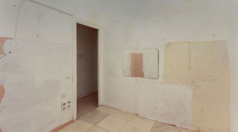 Foto 5 de Piso en venta en Ctra Santa Coloma, Llefià, Badalona
