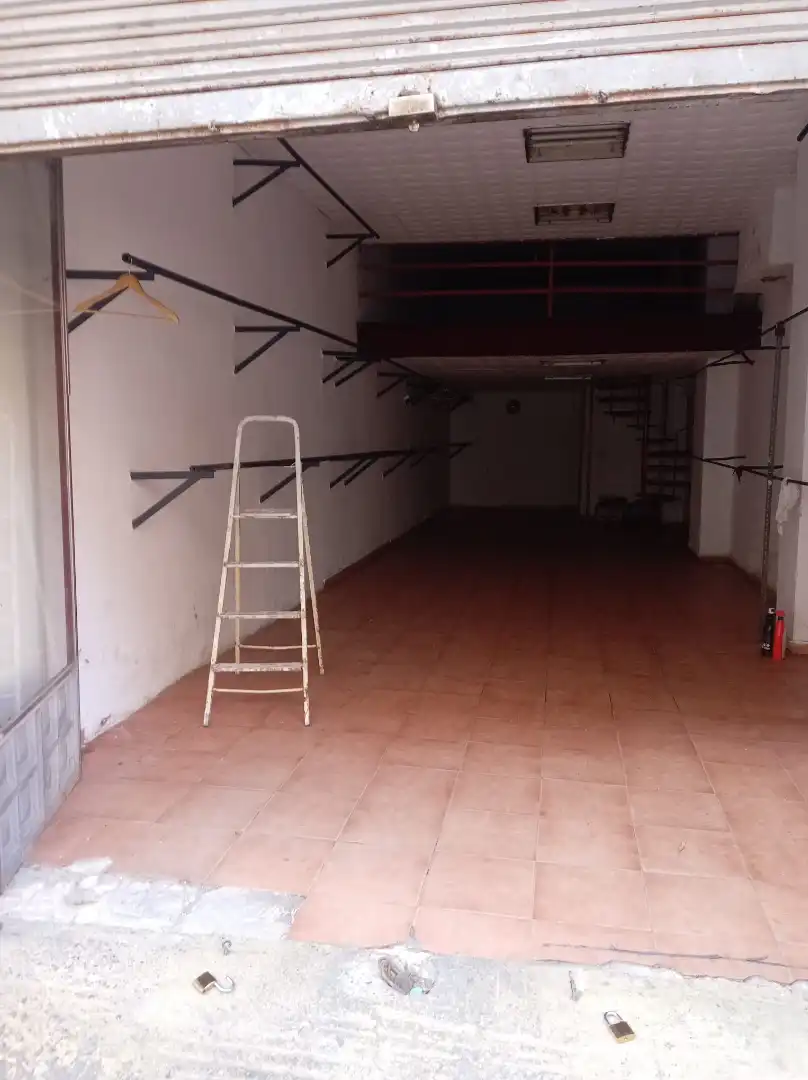 Local comercial en venta en Carrer Venus