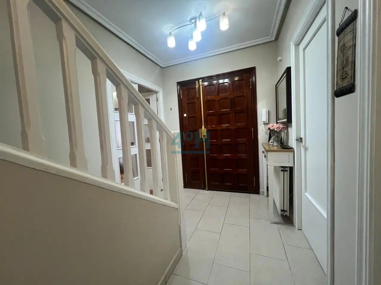 Casa adosada en venta en Ourense Capital  con Calefacción, Jardín privado y Parquet