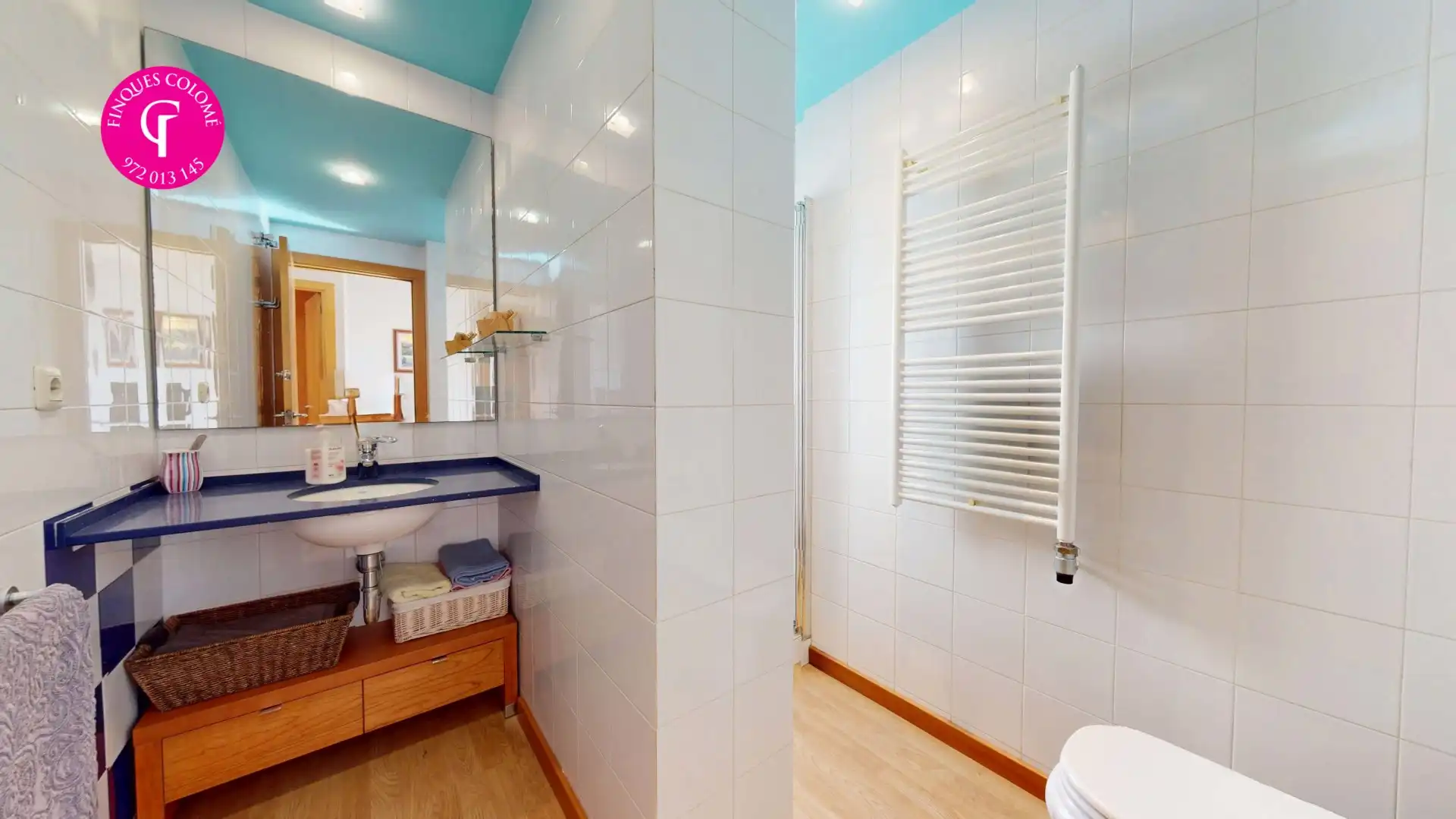 Baño de Ático en venta en Girona con Aire acondicionado, Calefacción y Terraza
