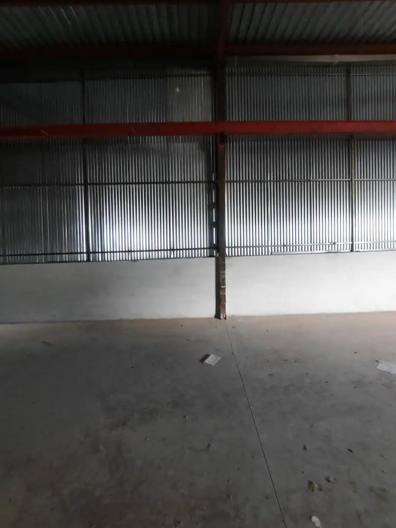 Nave industrial en alquiler en Pedanías Centro, imagen 4