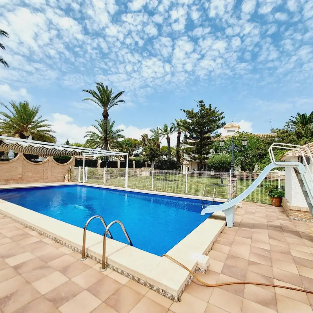 Piscina de Casa o xalet en venda en Orihuela amb Terrassa, Traster i Piscina