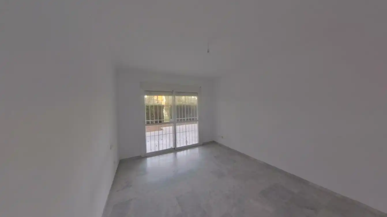 Bedroom of Flat for sale in San Pedro de Alcántara