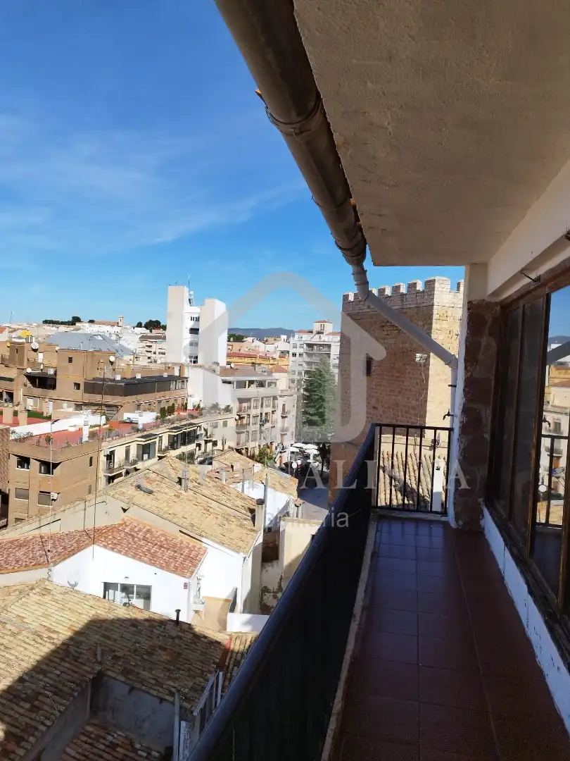 Balcony of Houses for sale in Requena  with Terrace and Balcony