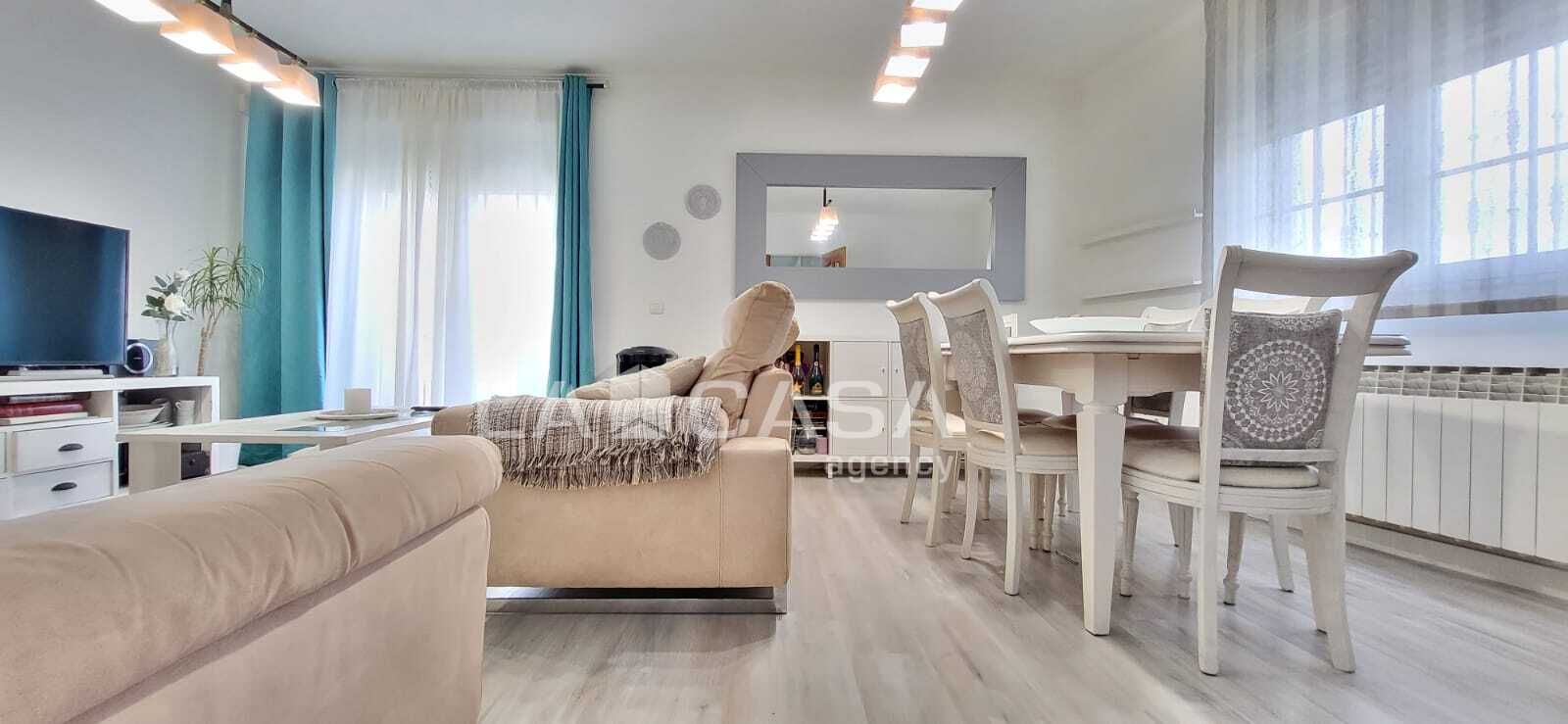 Living room of Single-family semi-detached for sale in Tudela de Duero  with Heating, Terrace and Storage room